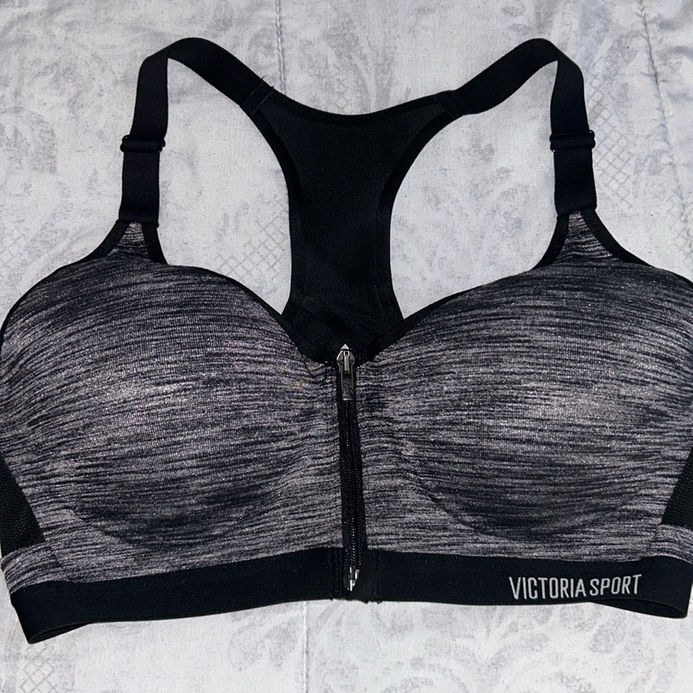 Victoria Secret Sport Top 36D